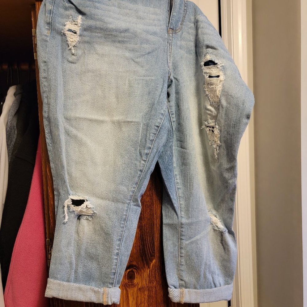 Torrid Distressed Lightwash Girlfriend Jeans  - Size 20